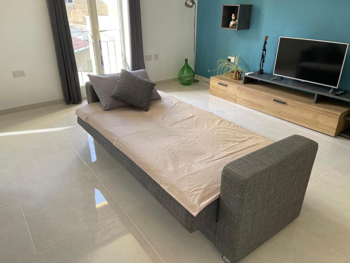 Sunset Modern Apt Near The Beach Birżebbuġa Bagian luar foto