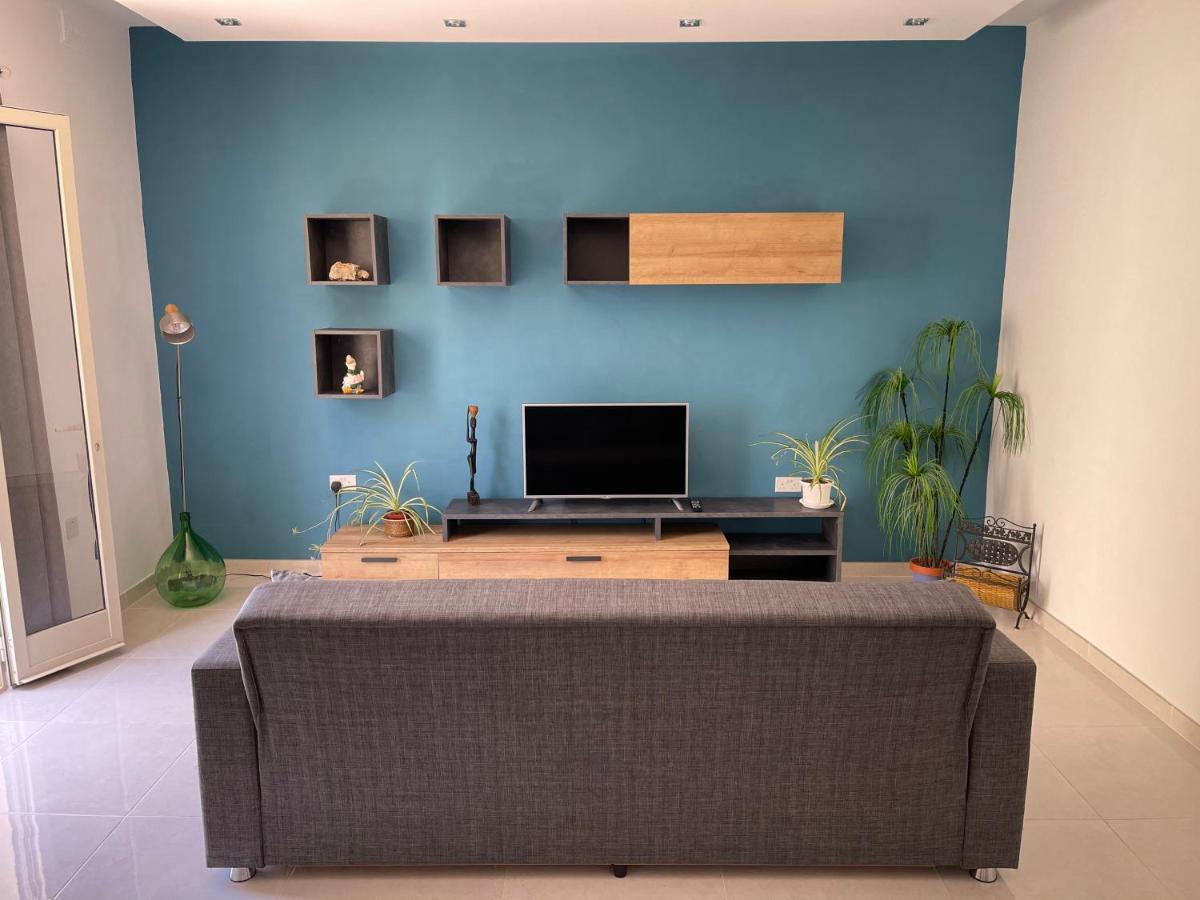 Sunset Modern Apt Near The Beach Birżebbuġa Bagian luar foto