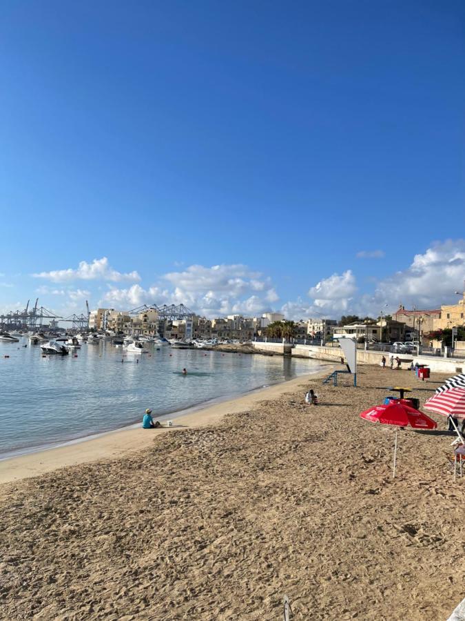 Sunset Modern Apt Near The Beach Birżebbuġa Bagian luar foto